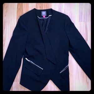Black Vince Camuto blazer